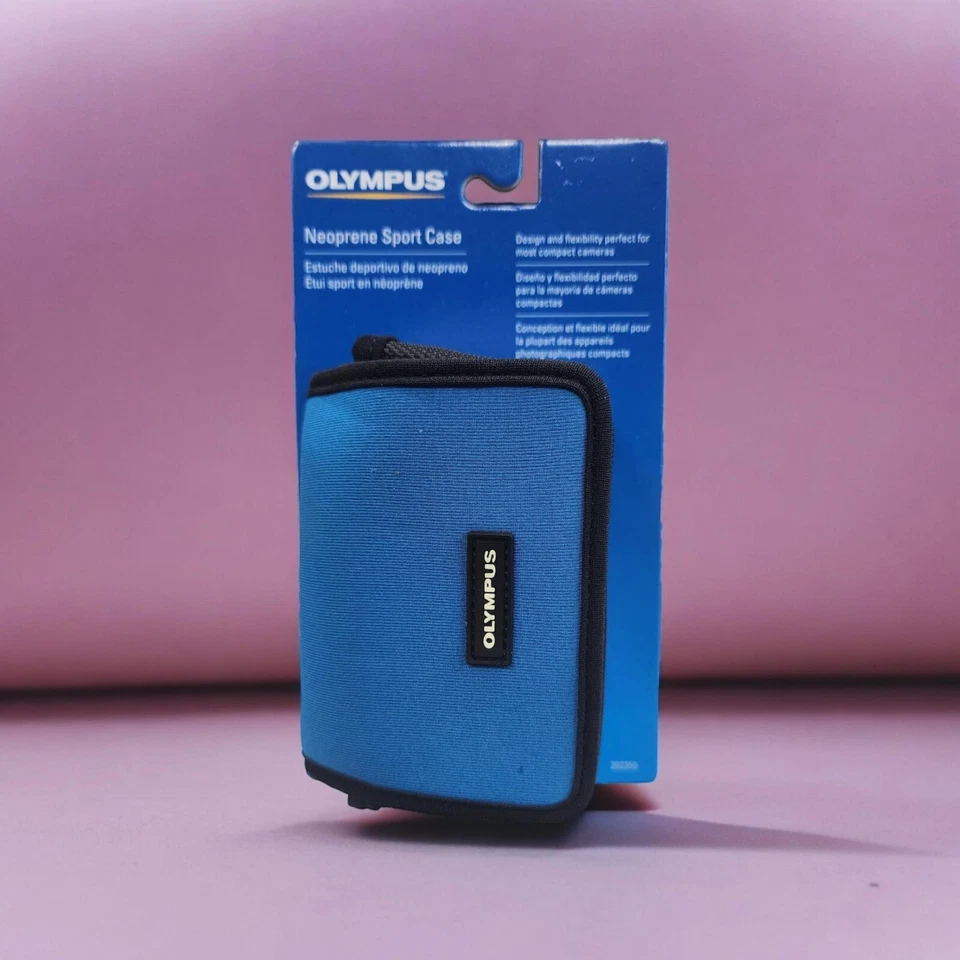 Estuche horizontal deportivo de neopreno Olympus para cámaras auriculares y más Foto 2 de 3