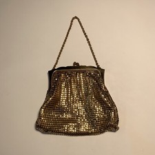 Gold Tone Mesh Coin Purse Metal Kiss Clasp Wristlet Whiting and Davis Very Shiny