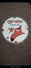 VINTAGE TEXACO FIRE CHIEF GASOLINE PORCELAIN SIGN MOTOR OIL GAS STATION PUMP