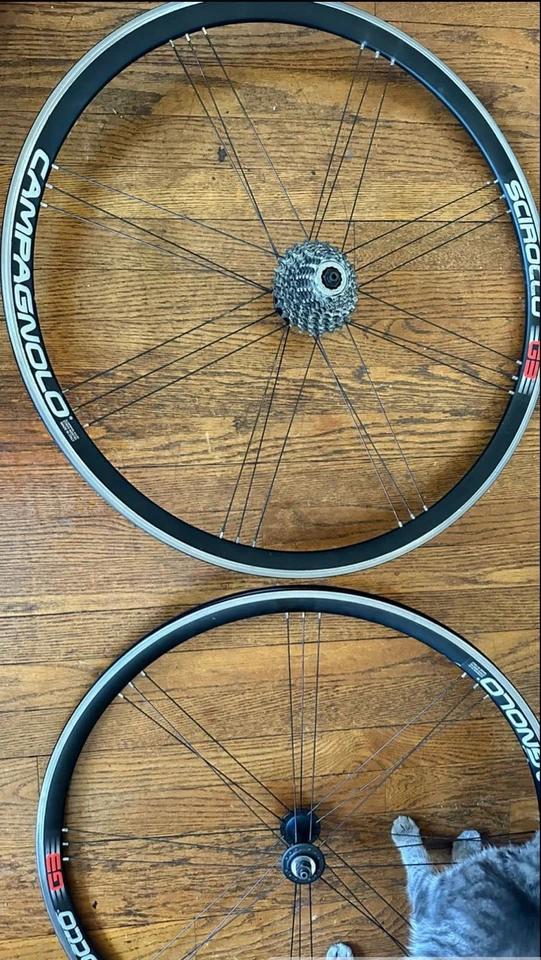 Grupo Campagnolo Centaur 10 velocidades con ruedas Scirocco excelente estado Foto 2 de 2