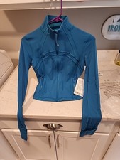 NWT Lululemon Define Nulu Jacket Coat Hawaiian Blue Cropped Size 4
