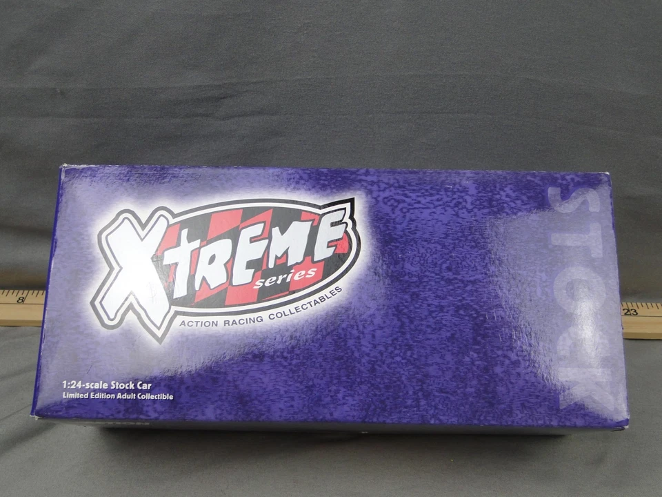 Darrell Waltrip #11 Hodgdon 2000 1/24 acción 1985 Camerón Xtreme edición limitada Foto 4 de 4
