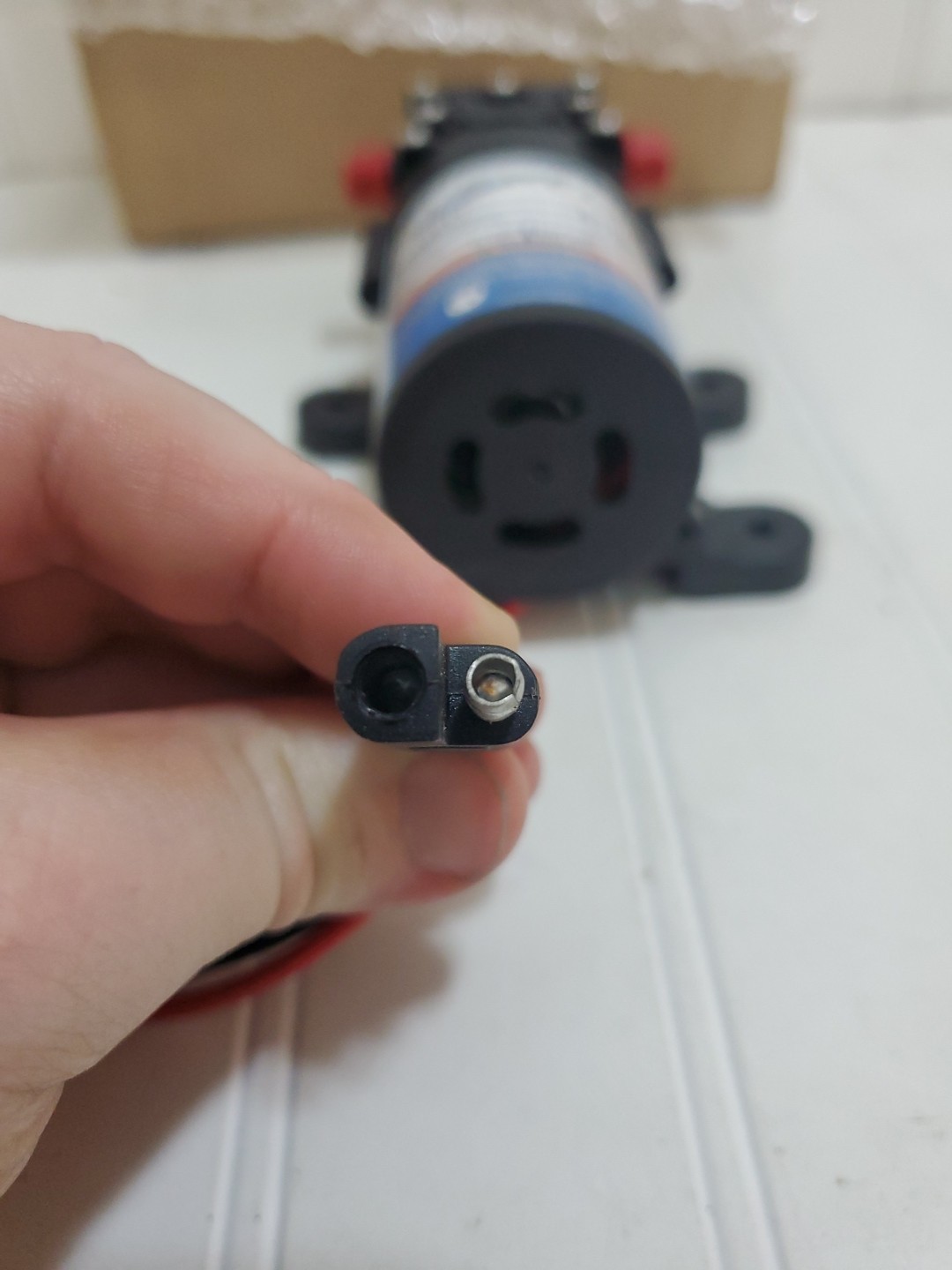 New EVERFLO 1.0 GPM, 12V, Max 40 PSI Diaphragm Pump EF1000, EF1000-BOX EF1000BOX