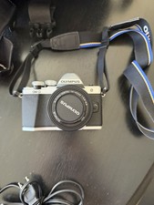 Olympus OM-D E-M10 Mark II Camera Kit   3 Lenses  Olympus Bag