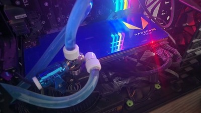 AMD Radeon RX Vega Frontier Edition 16GB HBM2 Graphics Card