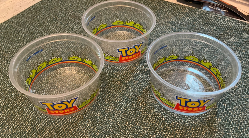 Tokyo Disney Resort  Green Alien plastic Mochi Cups