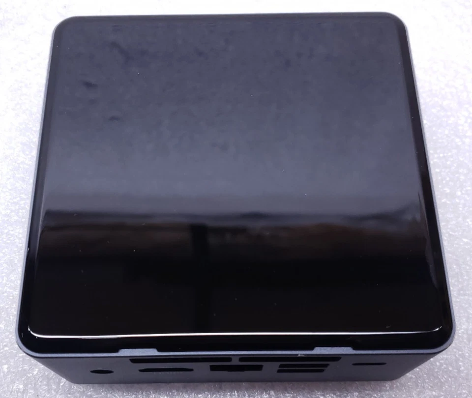 Intel NUC7i5BNH Core i5-7260U 2,2 GHz 8 GB RAM [sin unidad / sin sistema operativo] #99 Foto 3 de 4
