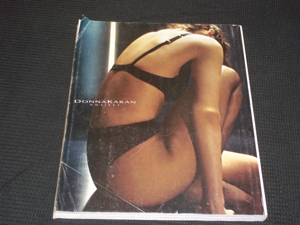 2003 OCTOBER ALLURE MAGAZINE - PENELOPE CRUZ FASHION FRONT COVER - L 8123 Foto 2 de 2