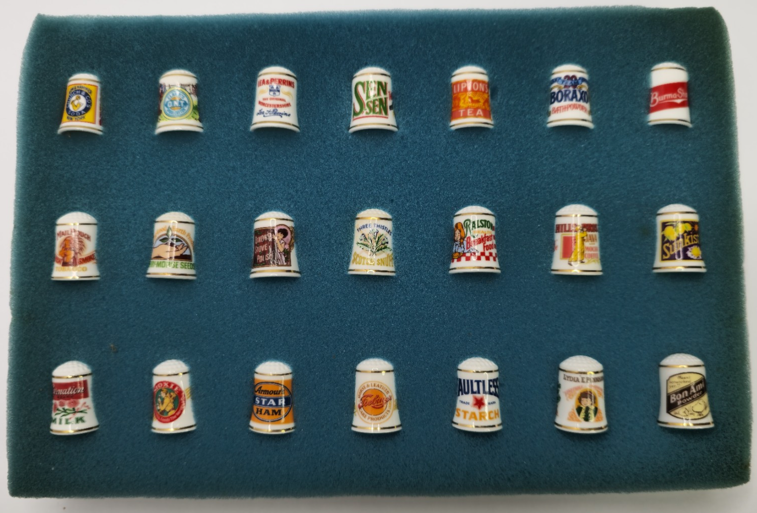 1980 Franklin Mint Vintage Country Store Thimble Collection 25-Piece Set