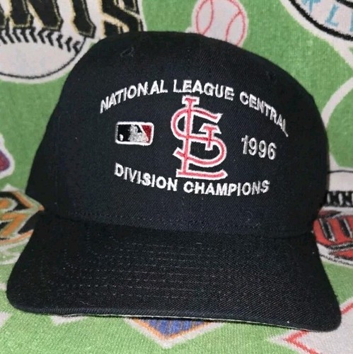 VTG ST LOUIS CARDINALS NEW ERA DUPONT VISOR PRO MODEL SNAPBACK HAT 1996 USED