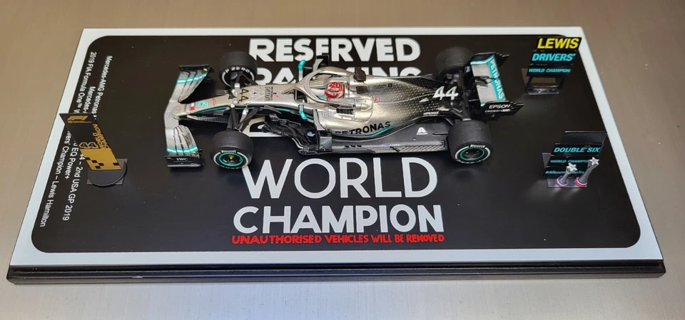 Mercedes Petronas 2019 1-43 HAMILTON - Bild 2 von 3