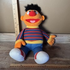Sesame Street Ernie Muppet Hasbro Gund 11 Inch Plush Stuffed Animal