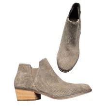 Women's Crown Vintage "Bonny" Suede Leather Heeled Booties Size 10