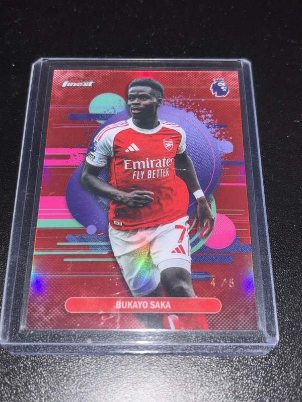 Bukayo Saka /5 topps finest 2026 Color match