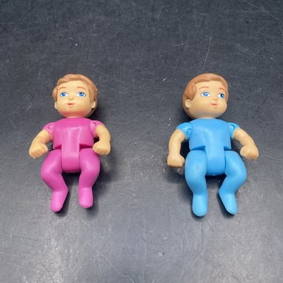 Beverly Hills Sweet Lil Family Dollhouse Baby Girl & Boy #3837 Loving Family