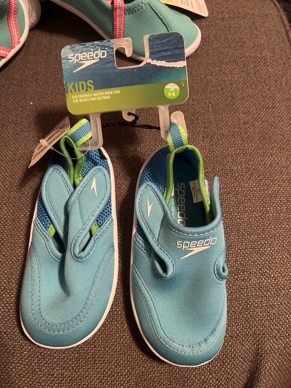 Speedo Kids Water Shoes Size Small 5/6 New With Tags 