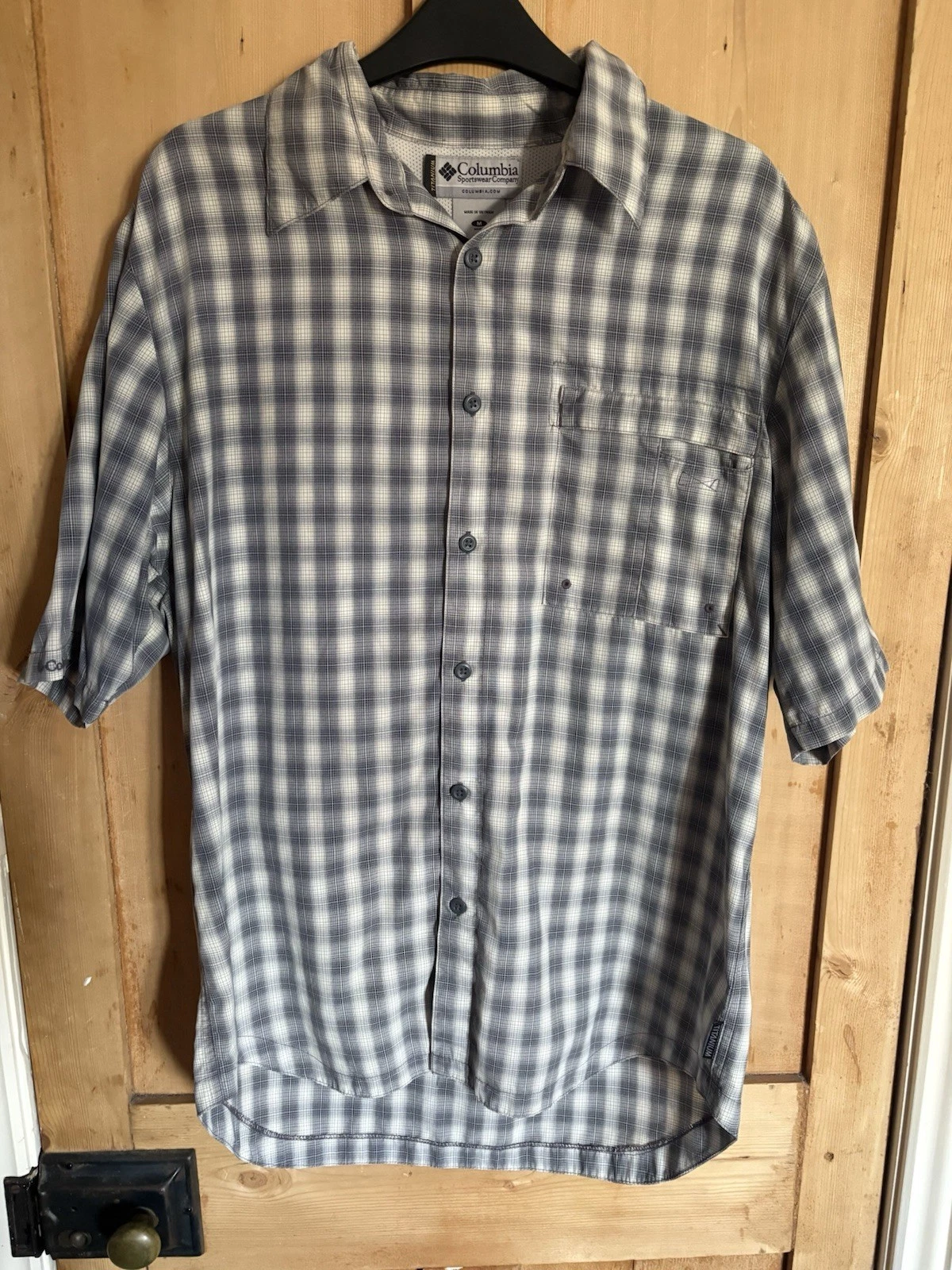Columbia Titanium Men’s Outdoor Hiking Checked Shirt Medium