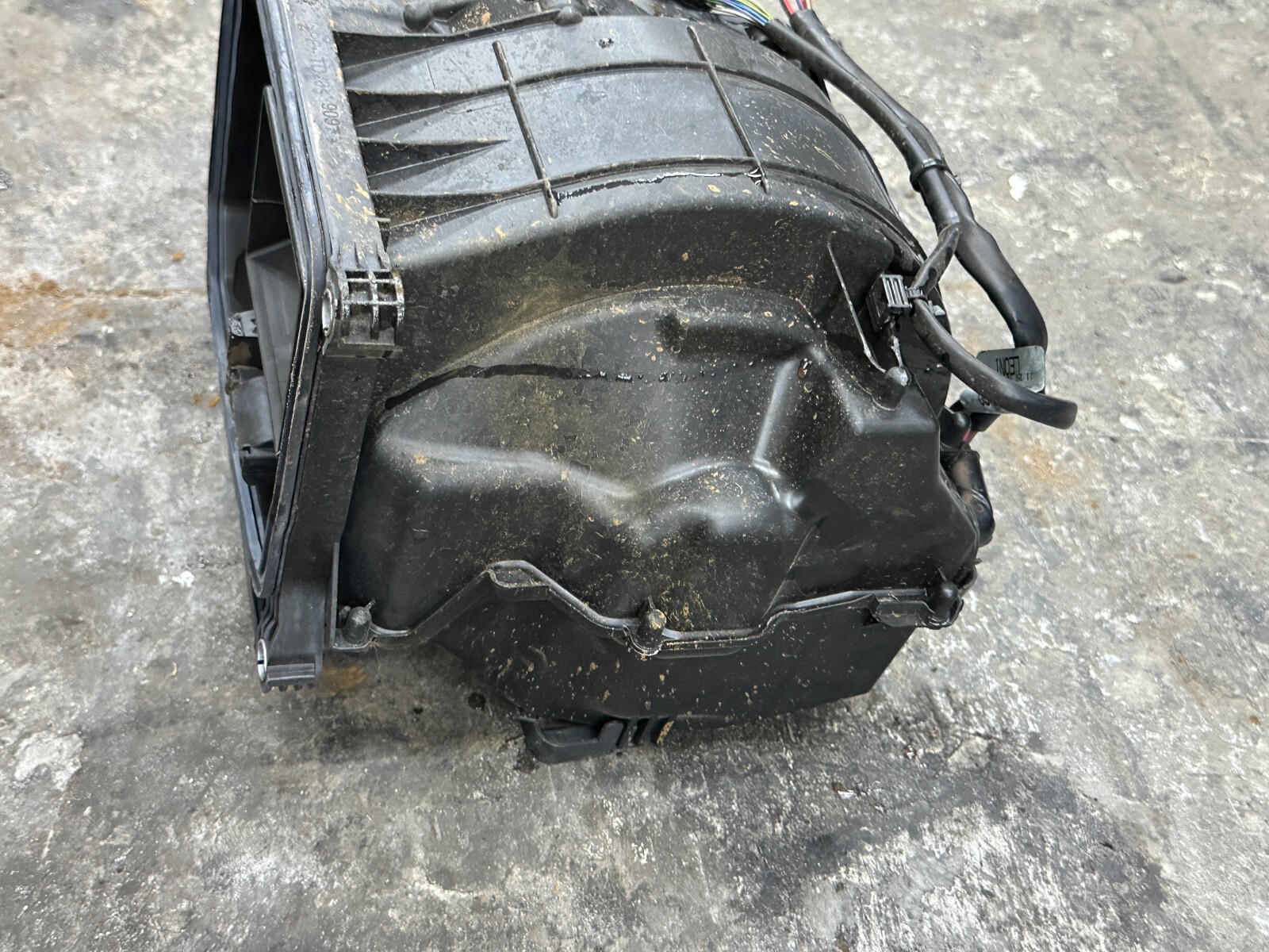 2014 AUDI R8 HVAC CLIMATE CONTROL BLOWER MOTOR BOX DUCT 4F0 820 155 F OEM