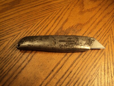 Vintage Stanley Adjustable Utility Knife Tool No. 10-099  2 New Blades    #C
