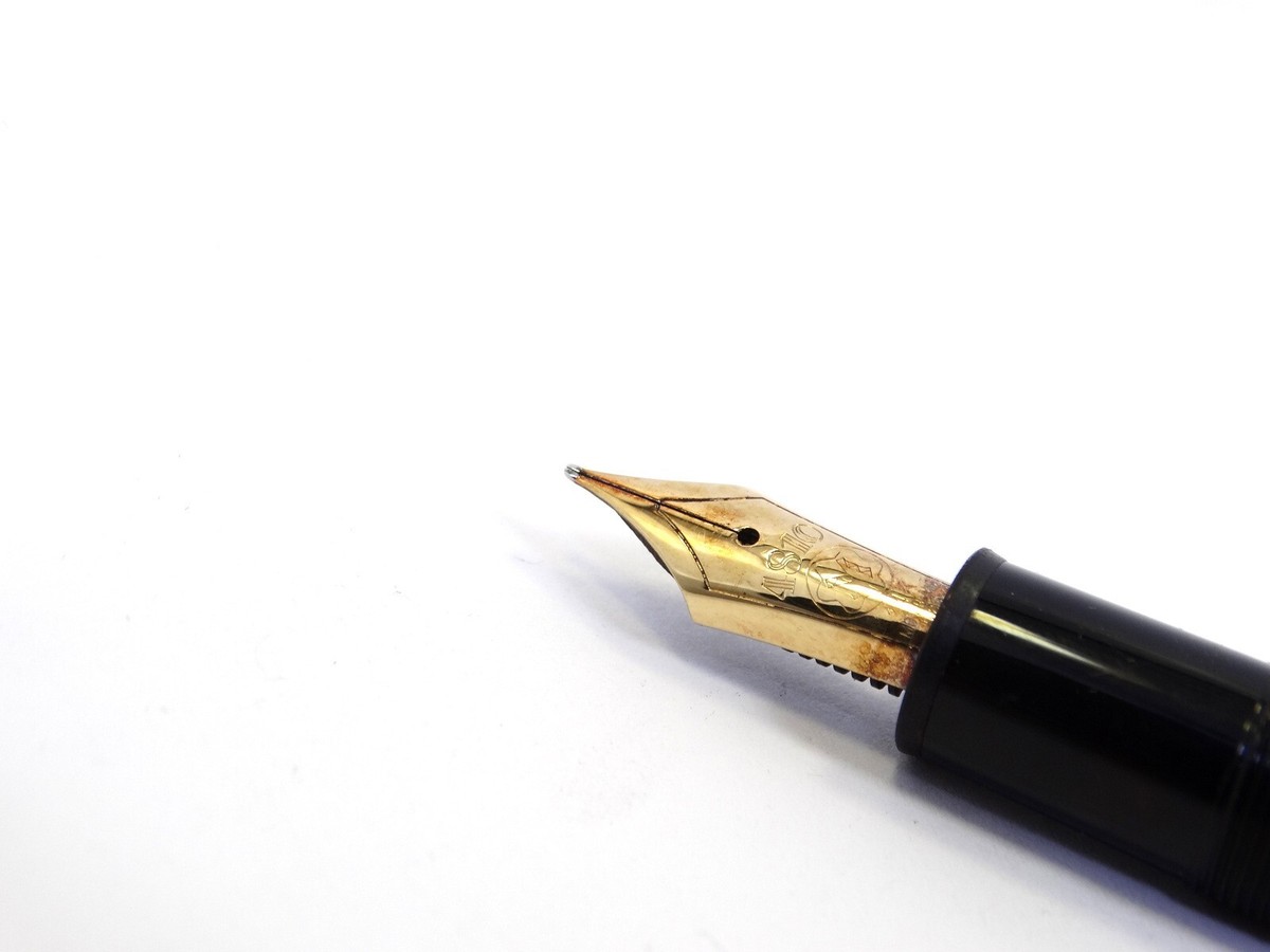 Vintage MONTBLANC 146 Meisterstuck 14k Gold M Nib 4810 Fountain