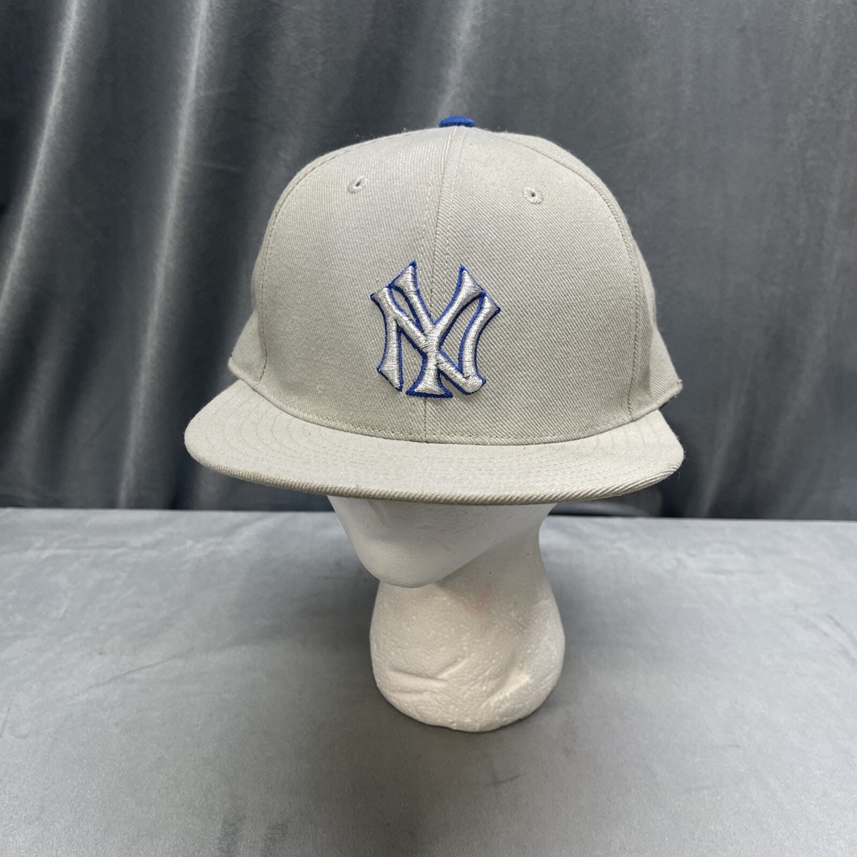 New York Yankees NY Grey Hat American Needle Fitted 7 3/4 