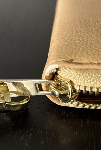 ISABELLE Bolso sin asas Cartera Muñequera 8” L 4” Alto Vegano sin plomo/sin etiquetas nuevo - Imagen 6 de 7