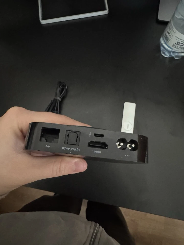 APPLE TV 3a generazione WIFI Mod. A1469 NERO FUNZIONANTE IN OTTIMO STATO - Image 3 of 3