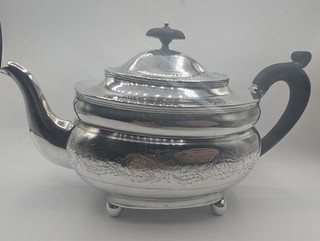 Teiera irlandese georgiana argento massiccio prolifica Robert Breading 1808 Dublino.