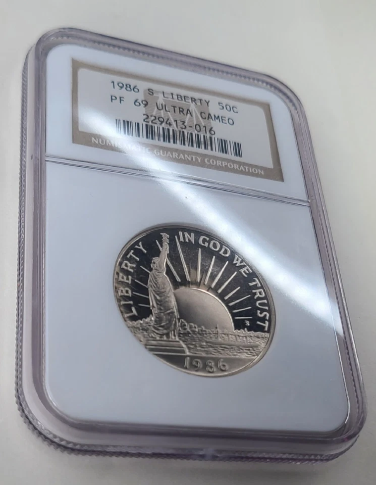 1986-S 50c Statue of Liberty Commemorative Half Dollar NGC PF 69 ULTRA CAMEO  - Image 3 of 4