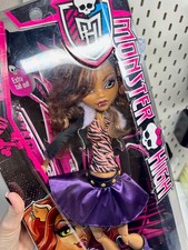 Monster High Frightfully Tall Clawdeen Wolf NIB
