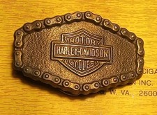 1976 HARLEY DAVIDSON CHAIN BELT BUCKLE #4077, BRASS