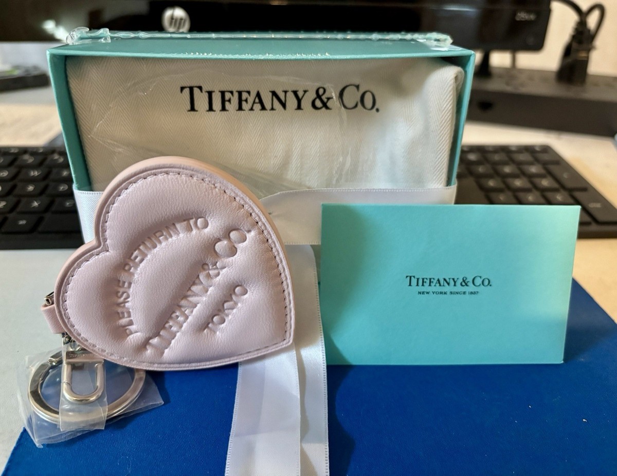 Tiffany & Co Return To Tiffany Tokyo Japan Leather Heart Keychain