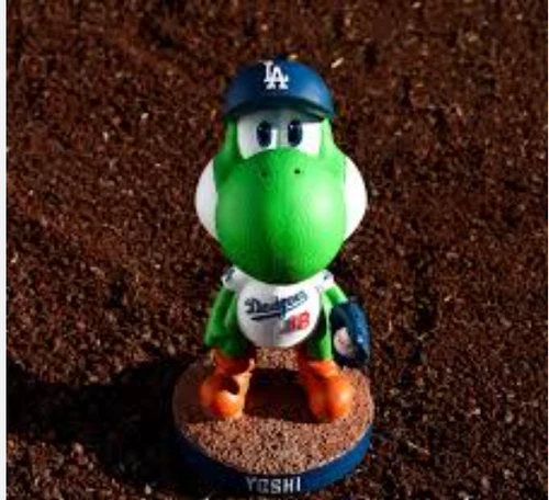 Nintendo Yoshi Dodgers Exclusive Super Mario Galaxy Movie Bobblehead #18