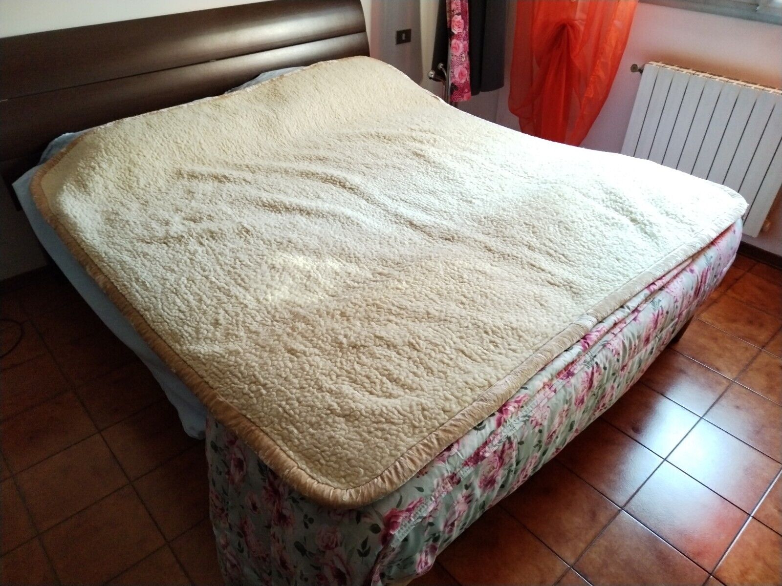 Foto 10 di 17