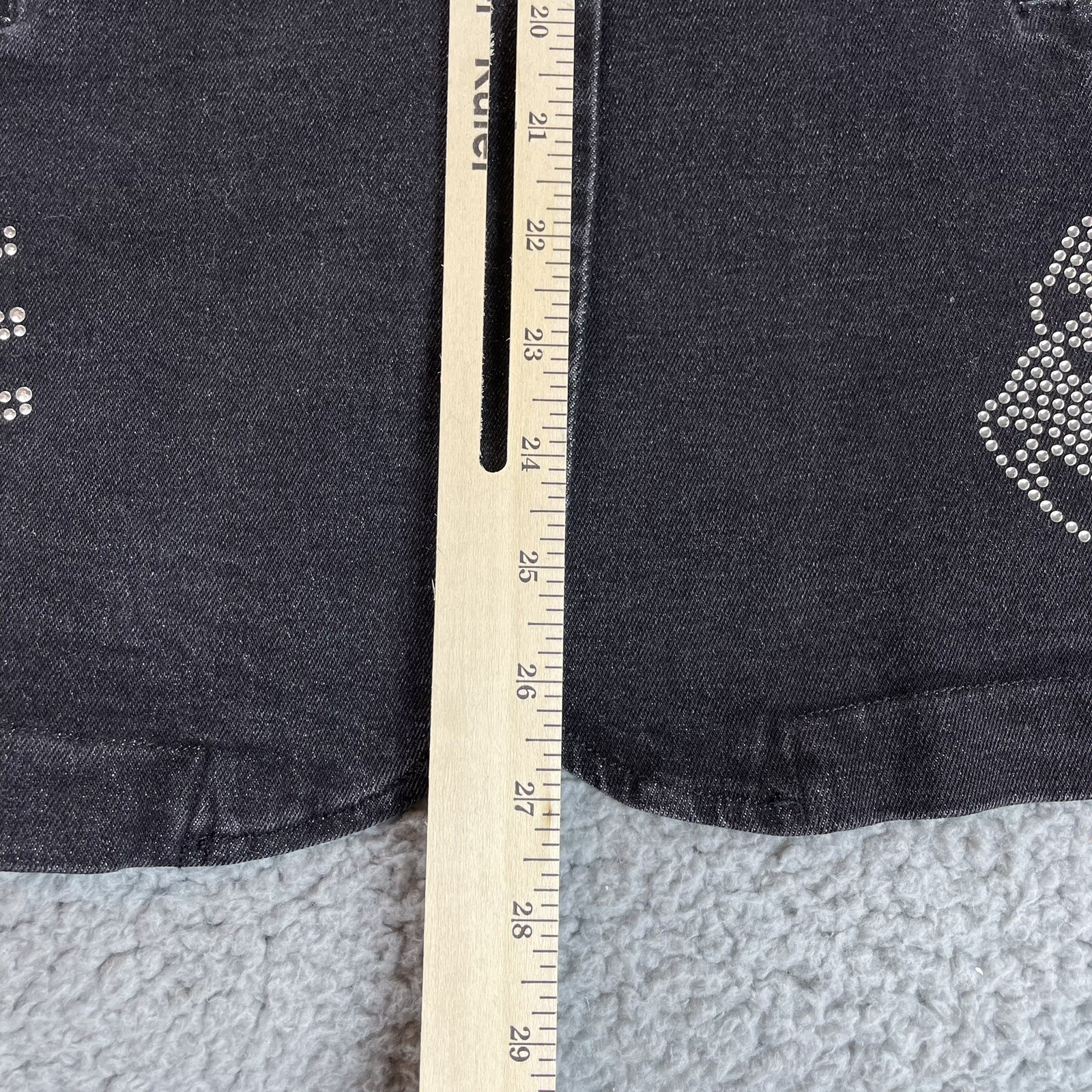 Picture 9 of 12