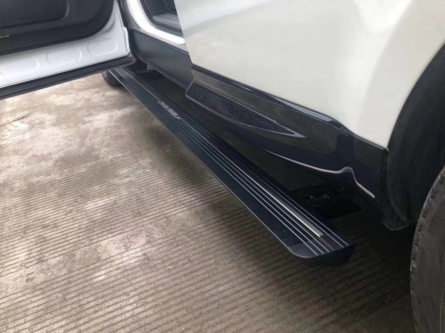 Achterbumper SVR Design Land Rover Range Rover Sport L494 13-17
