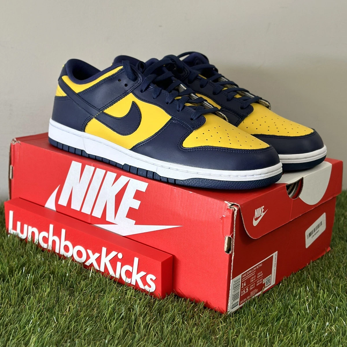 Preços baixos em Nike Dunk Low Michigan 2021 | eBay