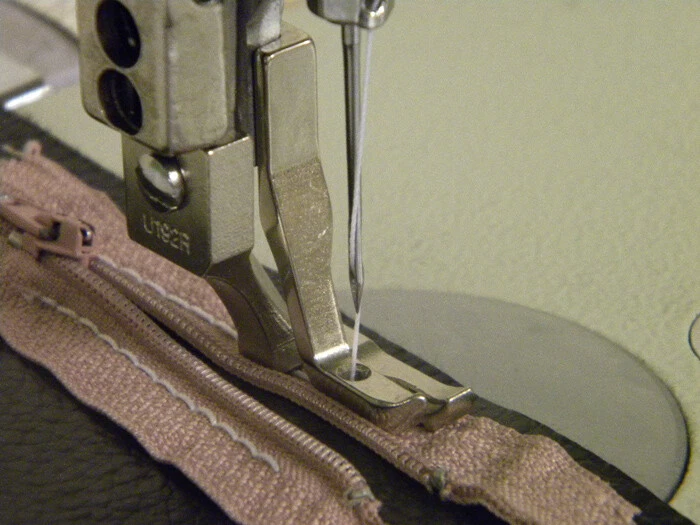 SHANGGONG für 2 Fach z.b.0302CX Kantenfuß Fuß U193R und halber Obertransport U192R Recht