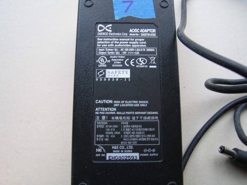 Genuine Original DAEWOO SAD7015SE AC Power Adaptor 15V 4.5A No 7 - Picture 2 of 3