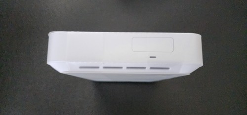 Ubiquiti Unifi Cloud Gateway Fiber UCG-Fiber (30W) w/no storage - base model - Picture 5 of 16