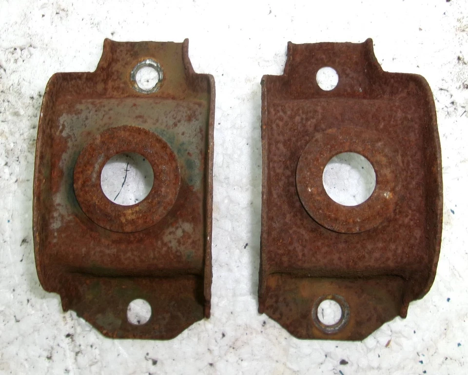 Un par de piezas originales usadas 1963 Mercury Meteor soportes de torre de choque superior delantero Foto 4 de 4