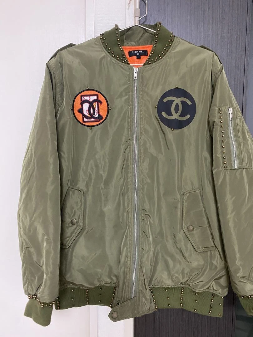 Giacca CHANEL verde oliva MA 1 originale dal Giappone
