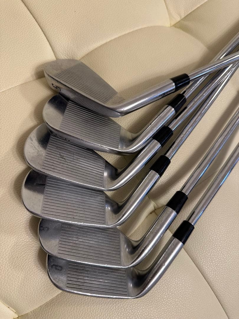 Callaway RAZR X Iron Set 6pcs 5 6 7 8 9 Pw Dynamic Gold Flex S300