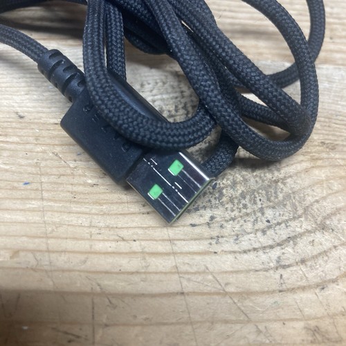 Razor Basilisk V3 WIRED Gaming Maus RZ01-0400 funktioniert super - Bild 3 von 7