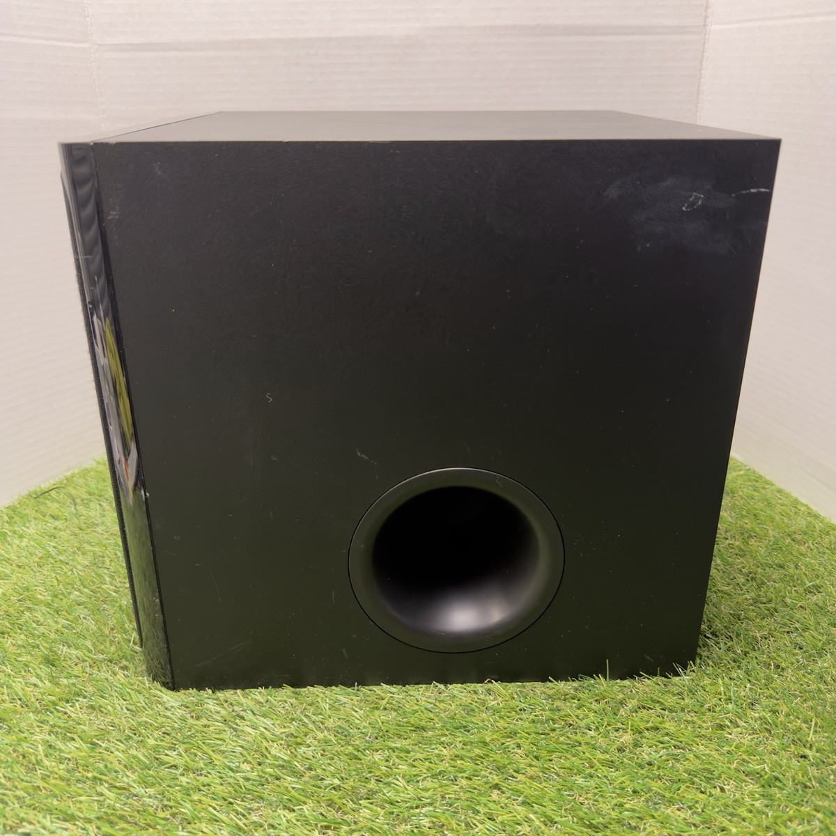 YAMAHA NS-SW40 ヤマハ パワードサブウーファー Yamaha Ns-sw40 120 V 45w Powered Subwoofer System for sale online