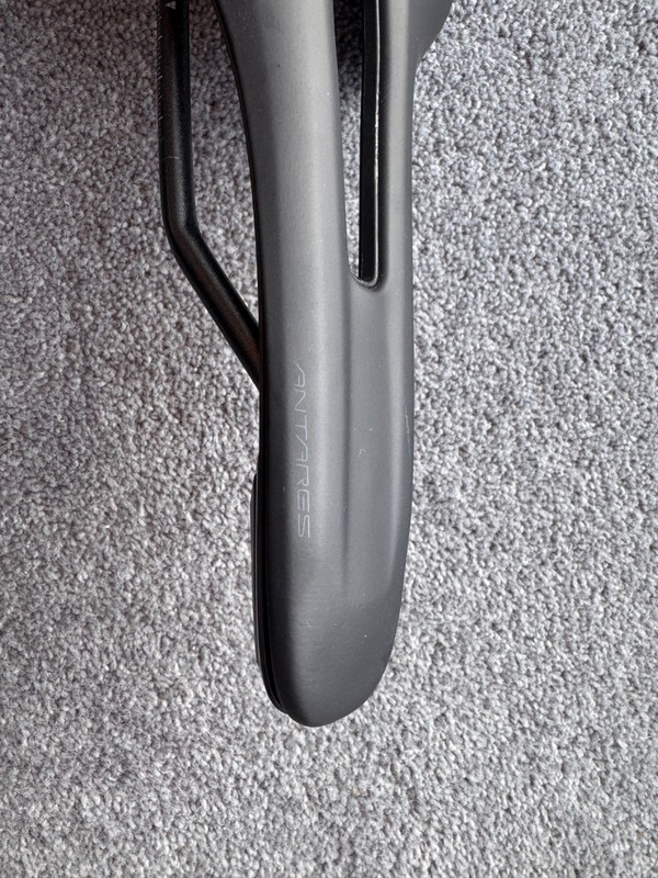 Fizik Vento Antares R3 Saddle - Black - 140mm