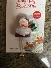 VINTAGE LIGHT UP SANTA PIN OLD FASHION NOSE LITES UP IT IS MINT IT IS ADORABLE