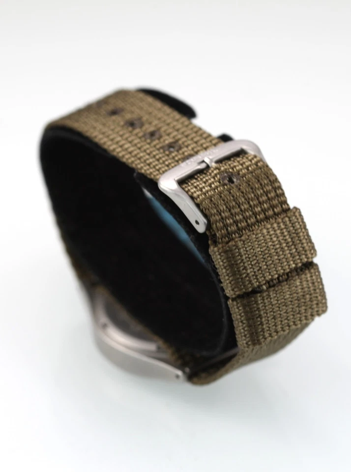 Relógio masculino Eddie Bauer aço inoxidável nylon marrom 50m data clara 24 horas quartzo branco - Imagem 3 de 4