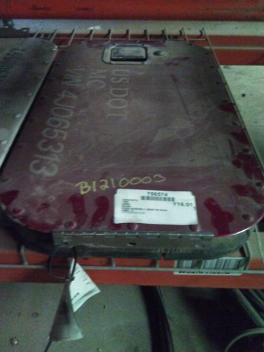 For 2004 KENWORTH T800 REAR DOOR ASSEMBLY Left , MT