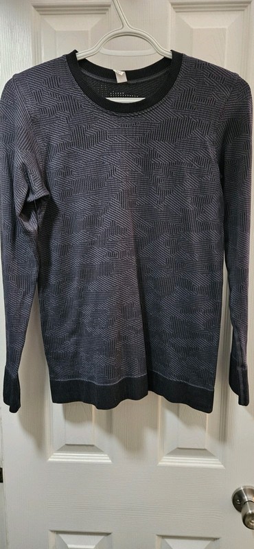 LULULEMON Swiftly Breathe Long Sleeve Black/Gray, 4